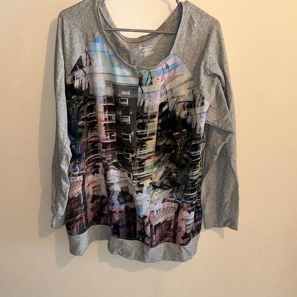 Top - Picture 1 of 1